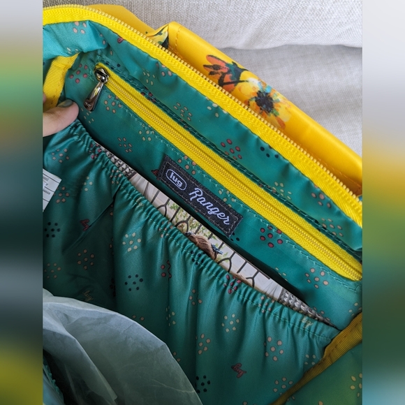 NWT Lug Ranger Crossbody in Bouquet Yellow - Picture 8 of 11